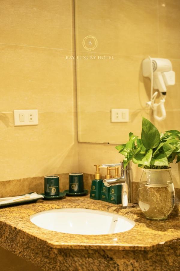 Bay Luxury & - No 9 Nguyen Truong To, Ha Noi Отель