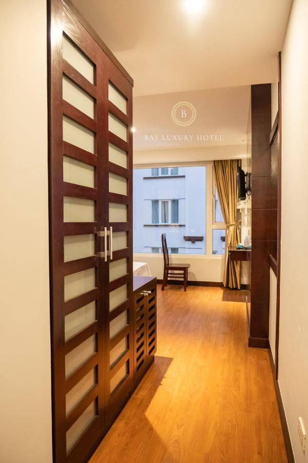 Bay Luxury & - 9 Nguyen Truong To Отель Ханой